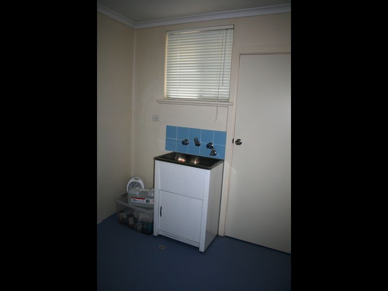 17 Devon Street, Price SA 5570