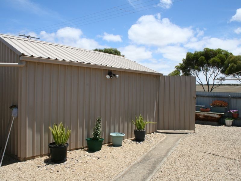 7 James Well Road, James Well SA 5571