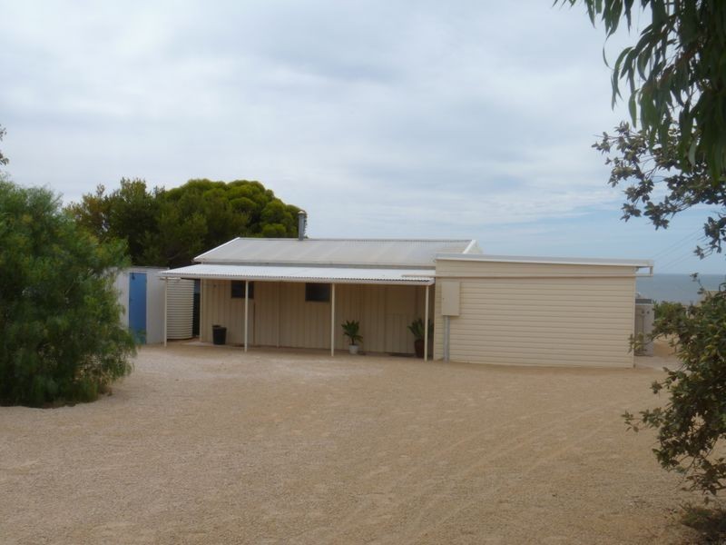 2 James Well Road, James Well SA 5571