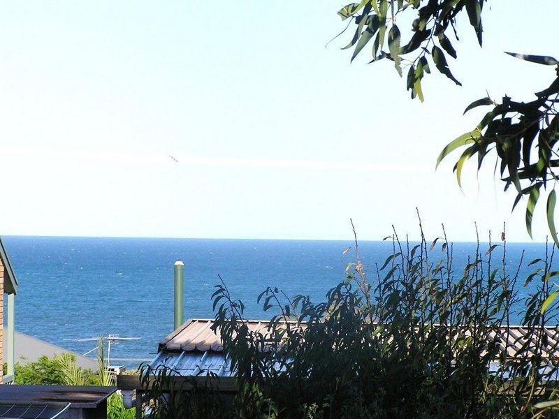 10 Barton Road, Tiddy Widdy Beach SA 5571