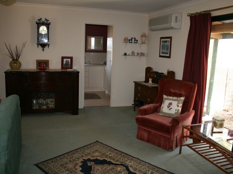 10 Barton Road, Tiddy Widdy Beach SA 5571