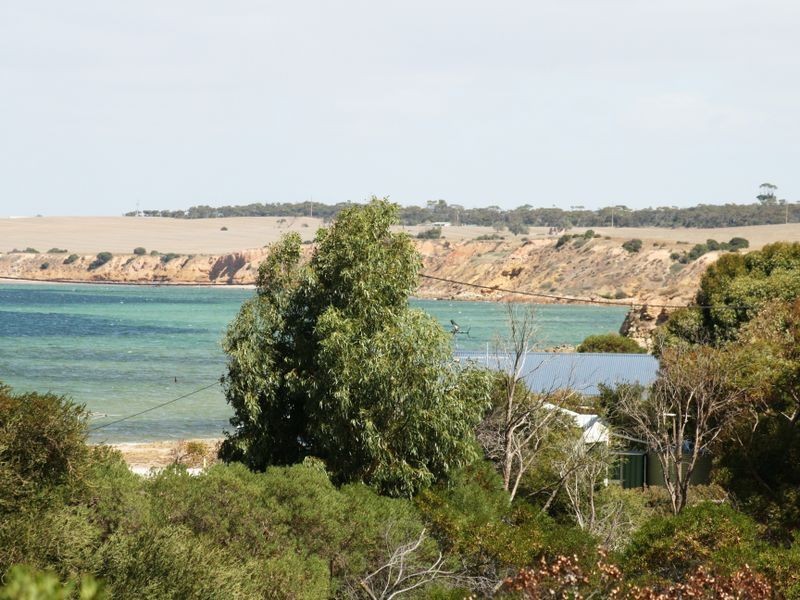 6 Chapman Road, Rogues Point SA 5571