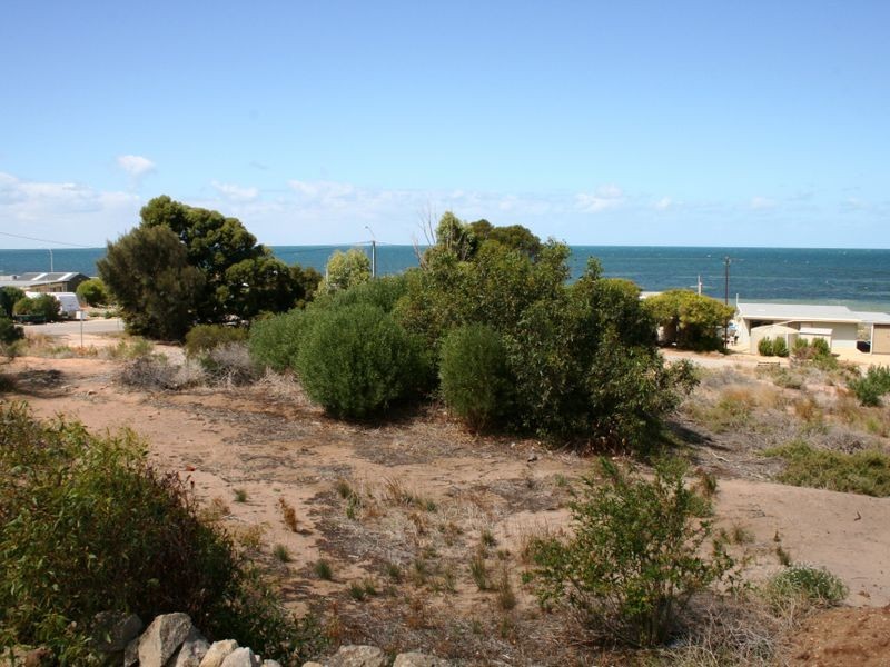 6 Chapman Road, Rogues Point SA 5571