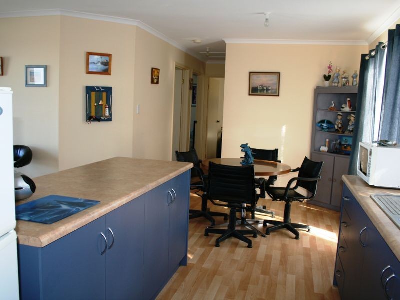 20 Barton Road, Tiddy Widdy Beach SA 5571