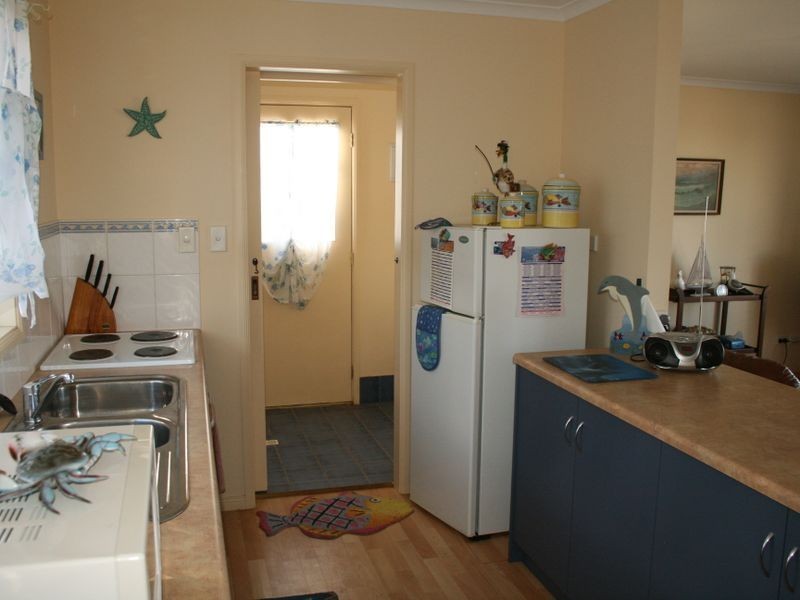 20 Barton Road, Tiddy Widdy Beach SA 5571