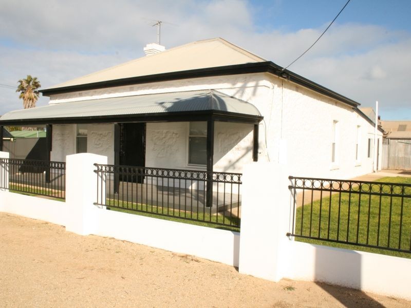 10 Fourth Street, Ardrossan SA 5571
