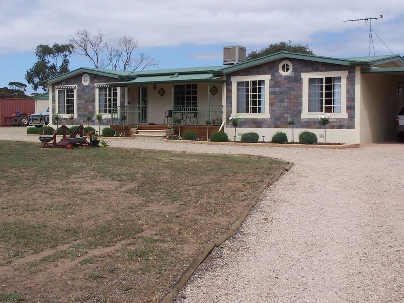 67 Gardner Street, Price SA 5570