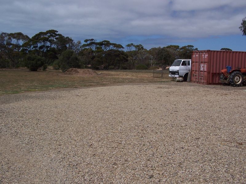 67 Gardner Street, Price SA 5570