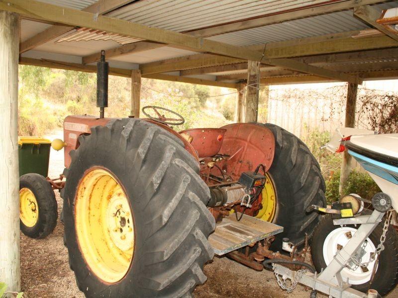 18 The Esplanade, Price SA 5570