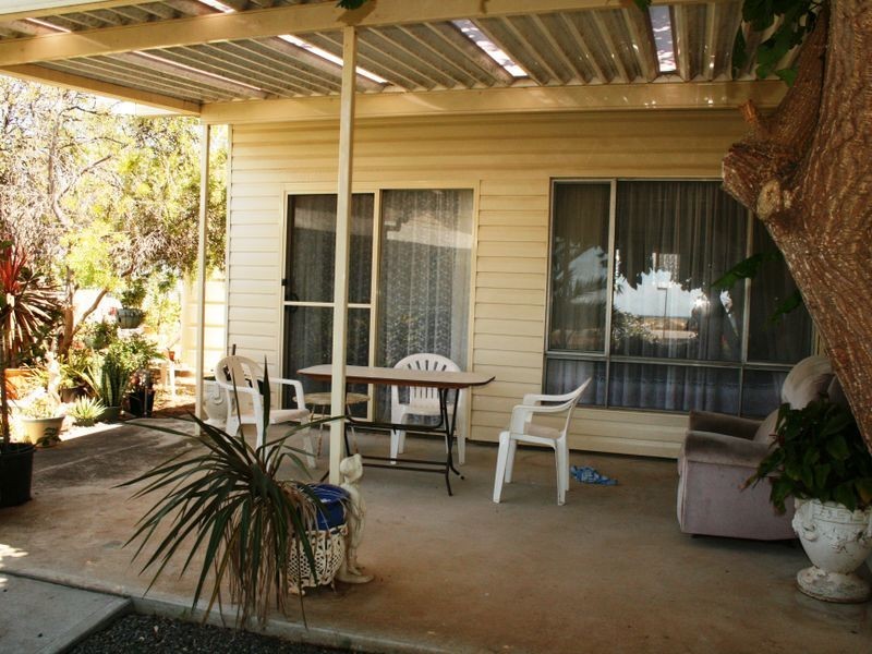13 Beach Road, Pine Point SA 5571