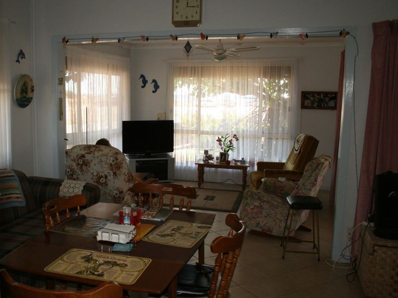 13 Beach Road, Pine Point SA 5571