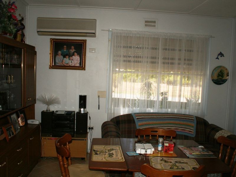 13 Beach Road, Pine Point SA 5571