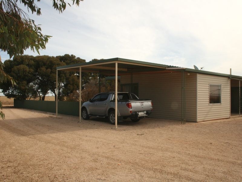Lot/325 Petersen / Cane Road via PETERSVILLE, Ardrossan SA 5571