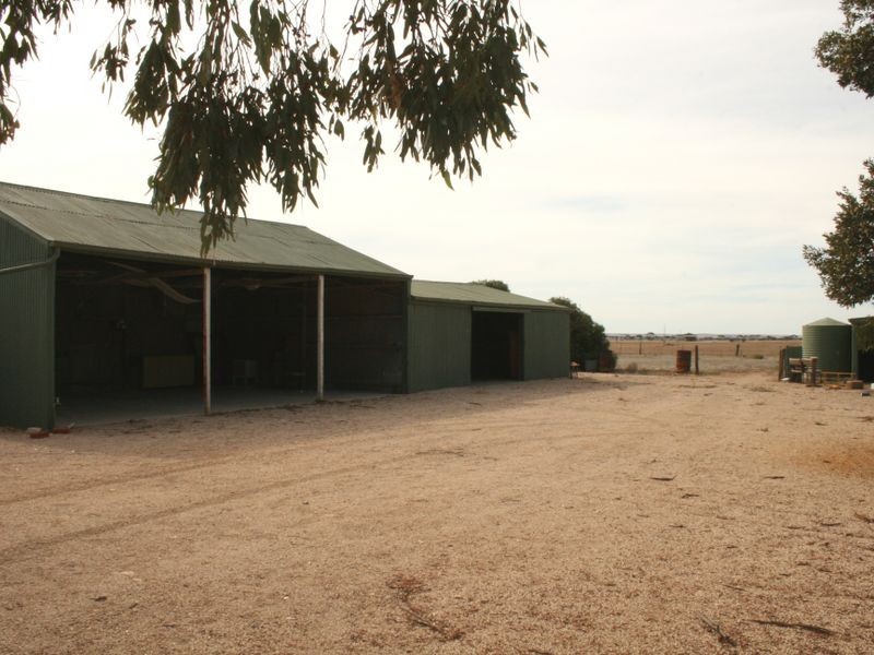 Lot/325 Petersen / Cane Road via PETERSVILLE, Ardrossan SA 5571