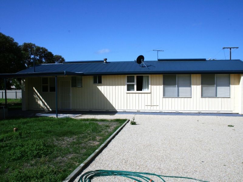 17 Devon Street, Price SA 5570