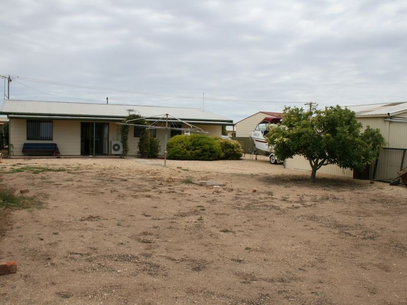 56 Bridge Road, Ardrossan SA 5571
