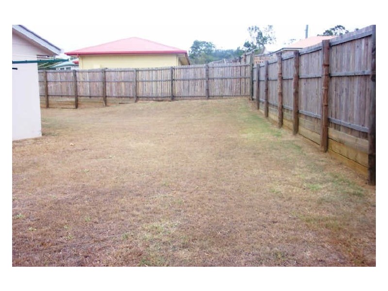 4 Rothbury Place, New Auckland QLD 4680