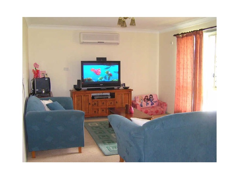 4 Ashbrook Court, New Auckland QLD 4680