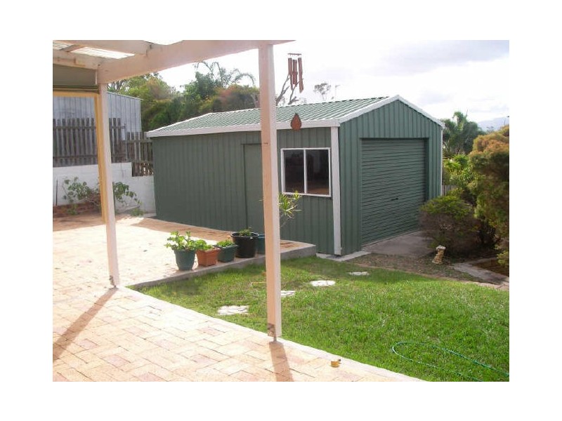 100 Gretel Drive, Clinton QLD 4680