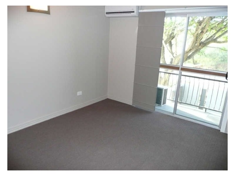 1,2,3 &4/102 Philip Street, Sun Valley QLD 4680