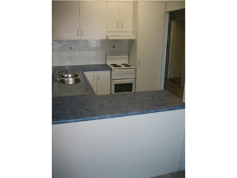 5/8 Yarroon Street, Gladstone QLD 4680