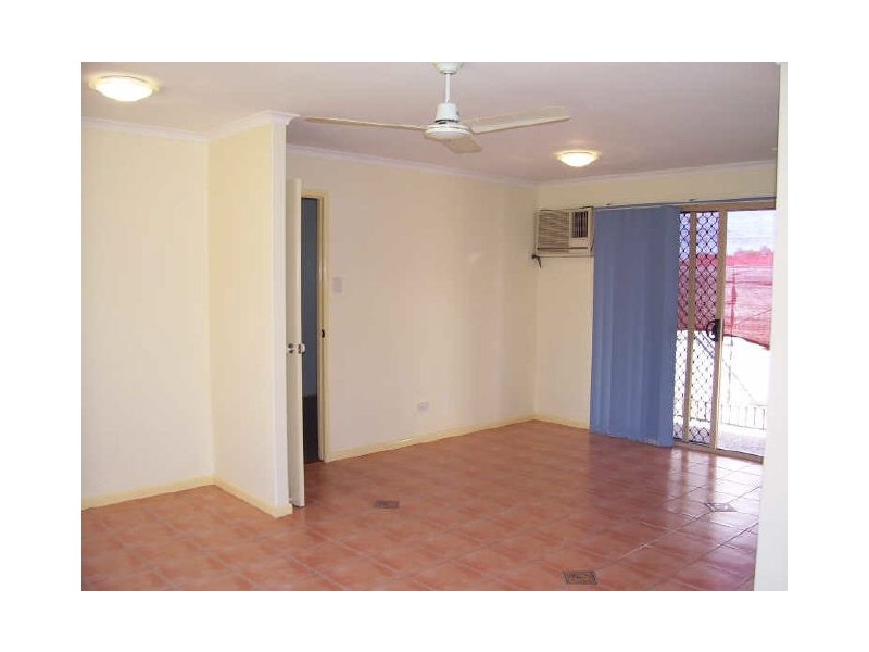 1 & 2/13 Derby Street, South Gladstone QLD 4680