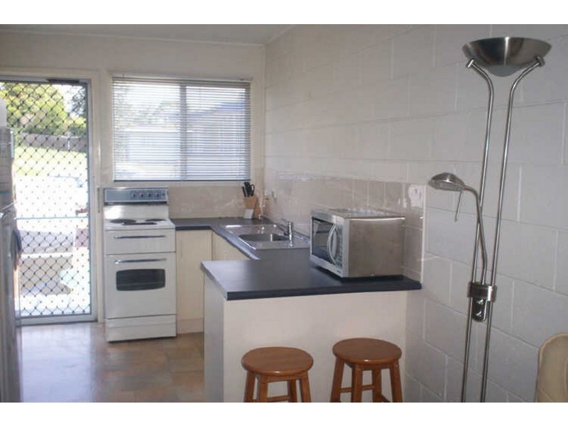 Unit 6/1 Side Street, West Gladstone QLD 4680