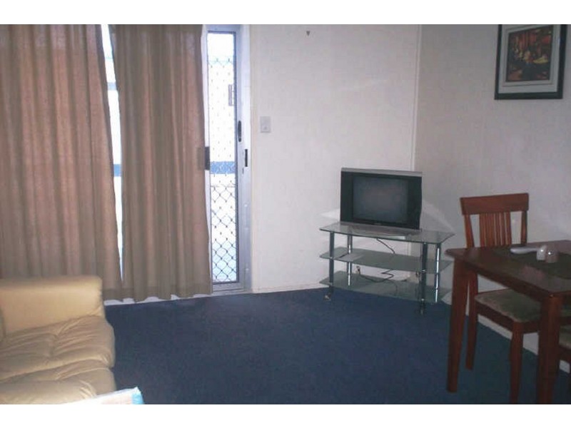 Unit 6/1 Side Street, West Gladstone QLD 4680