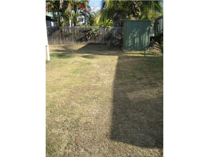 67 Wood Street, Barney Point QLD 4680