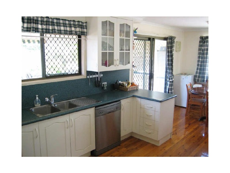 11 Canonbar Street, Clinton QLD 4680