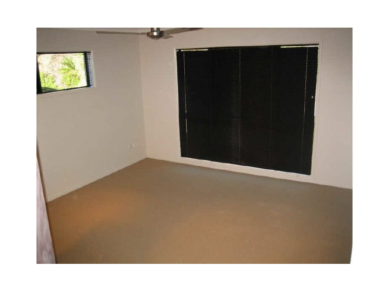19 Wivenhoe Close, Clinton QLD 4680