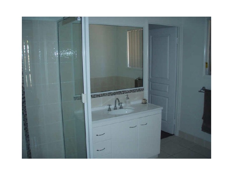 11 Orungal Street, Clinton QLD 4680