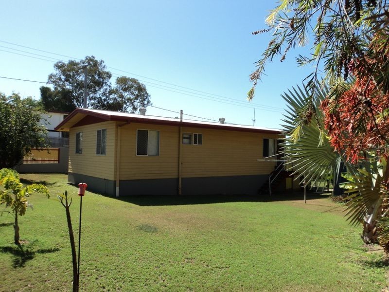 34 Rossella Street, West Gladstone QLD 4680
