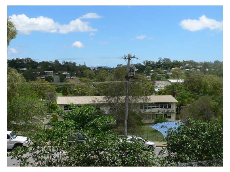 2 Boyne Crescent, West Gladstone QLD 4680