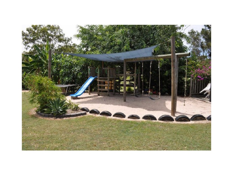 15 Beecher Street, Beecher QLD 4680