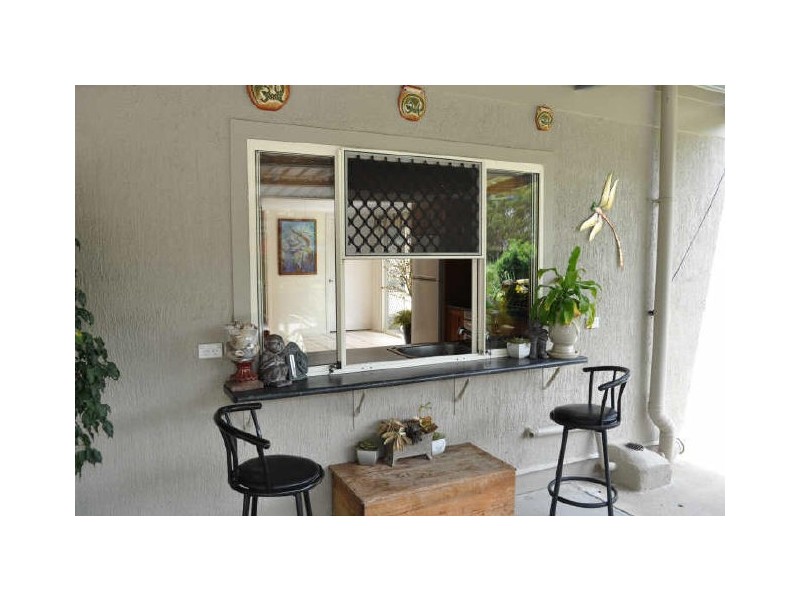 15 Beecher Street, Beecher QLD 4680