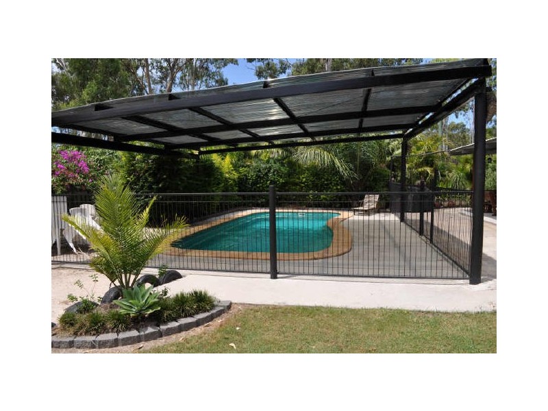 15 Beecher Street, Beecher QLD 4680