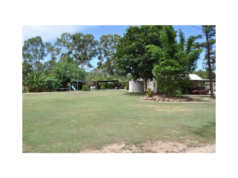 15 Beecher Street, Beecher QLD 4680