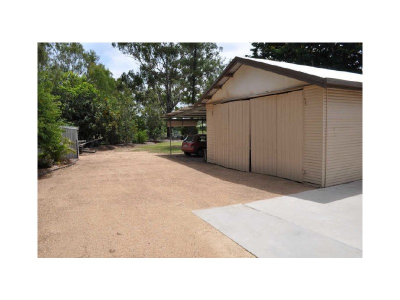 15 Beecher Street, Beecher QLD 4680