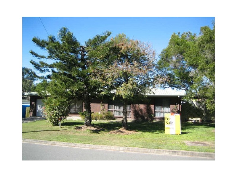 34 Aquarius Street, Clinton QLD 4680