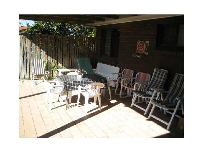 34 Aquarius Street, Clinton QLD 4680