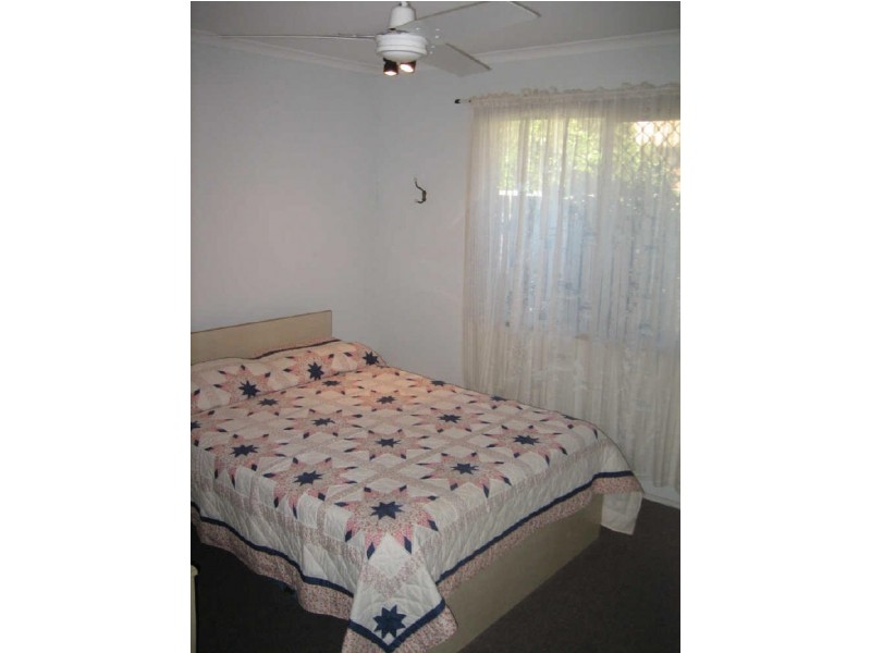 34 Aquarius Street, Clinton QLD 4680