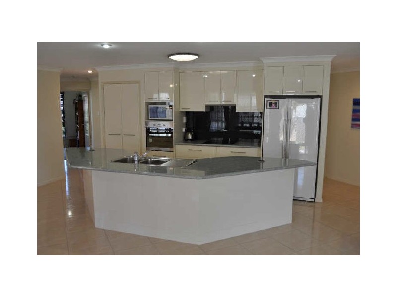 12 Tuckerbox Court, Glen Eden QLD 4680