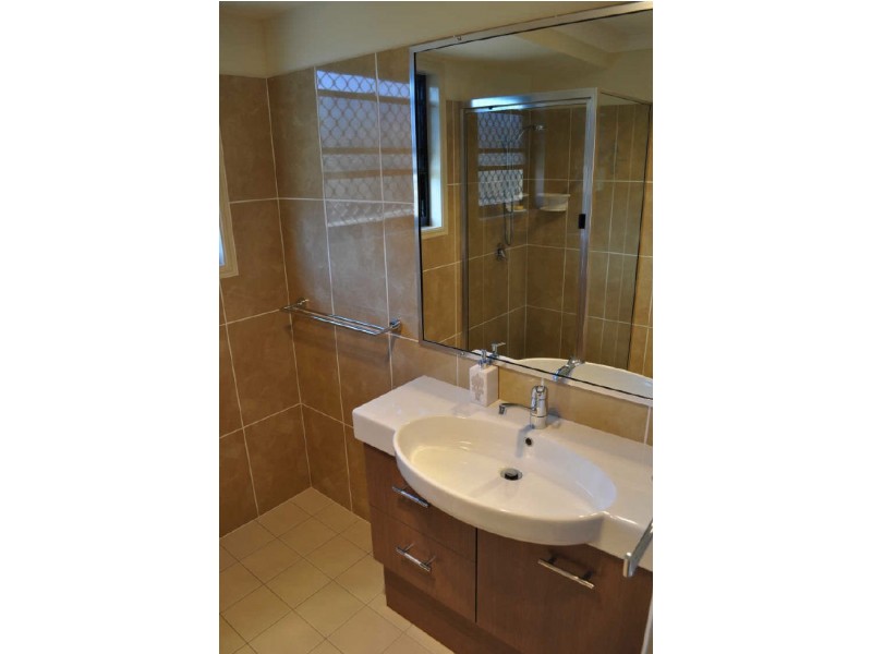 12 Tuckerbox Court, Glen Eden QLD 4680