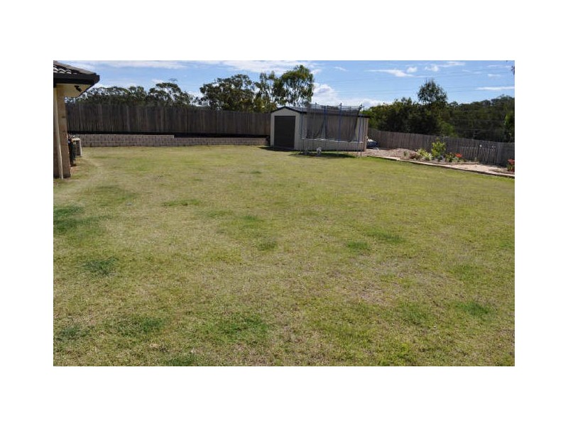 12 Tuckerbox Court, Glen Eden QLD 4680