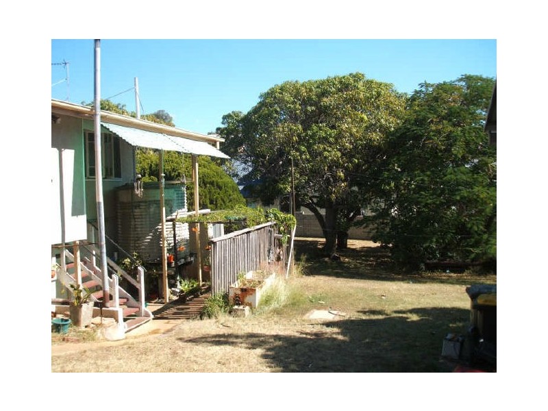 26 Flinders Street, West Gladstone QLD 4680