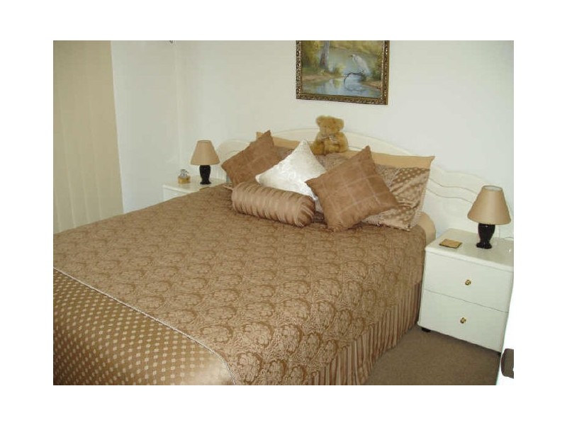 36 Dean Street, Glen Eden QLD 4680