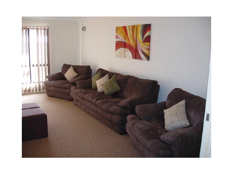 36 Dean Street, Glen Eden QLD 4680