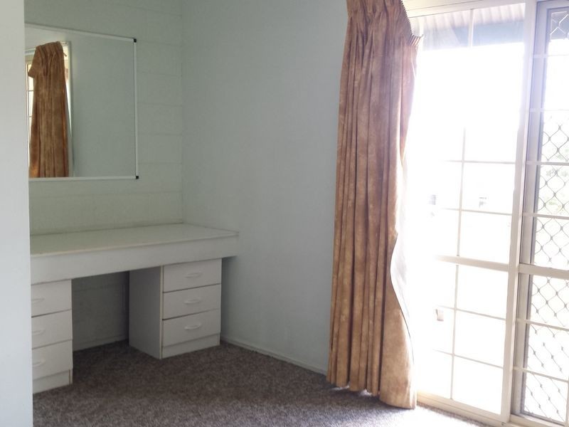 8/218 Auckland Street, South Gladstone QLD 4680