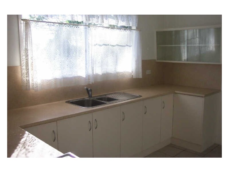 13 Steed Street, West Gladstone QLD 4680